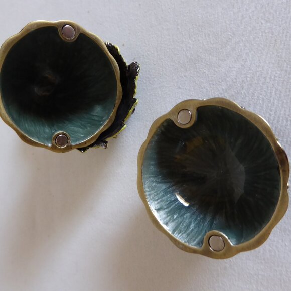 ENAMELED BEJEWELED PEACOCK ON EGG TRINKET BOX (NEW WITHOUT BOX) - Picture 10 of 12